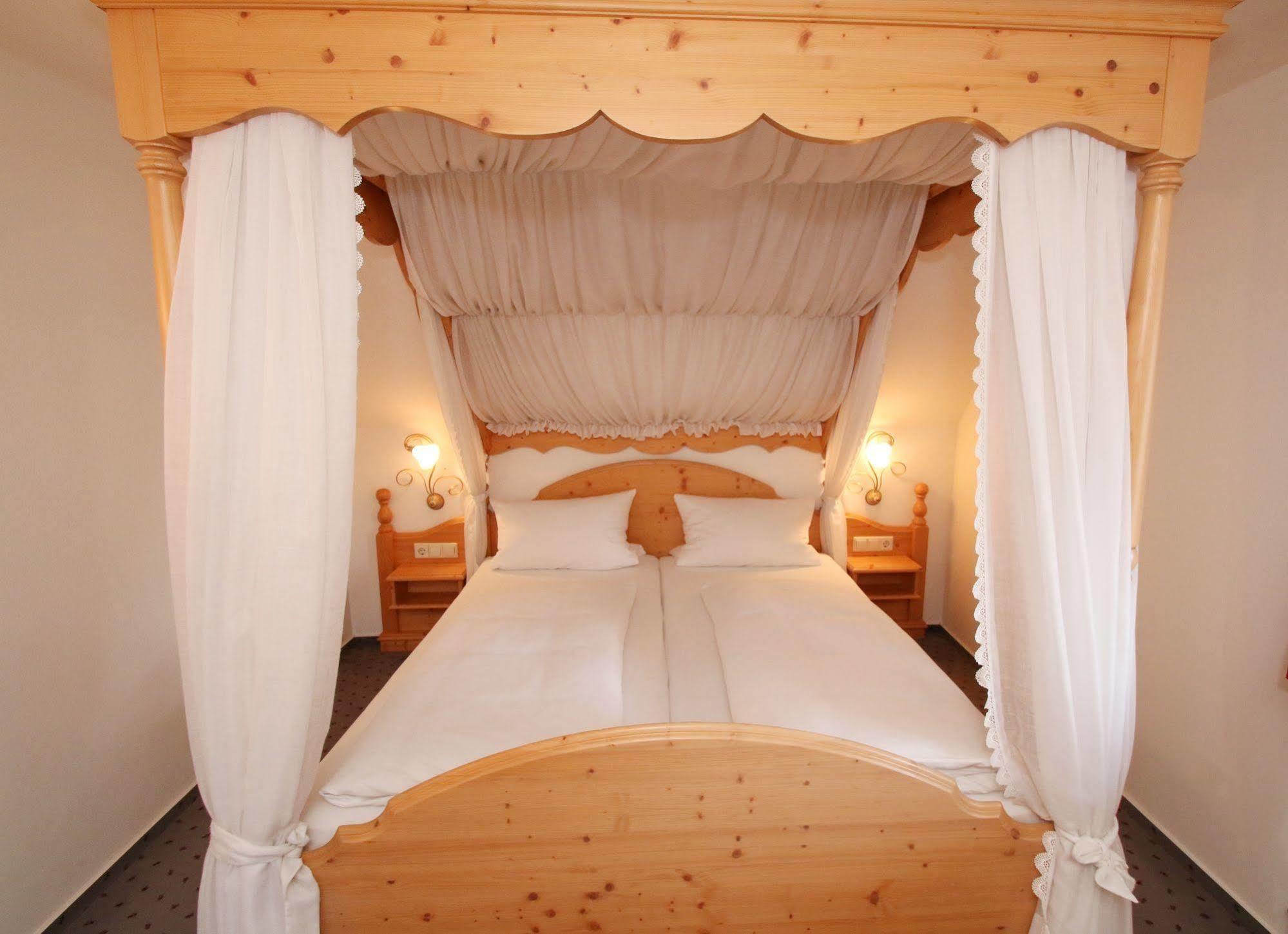 Hotel Landgasthof Adler Altenrond Exterior foto