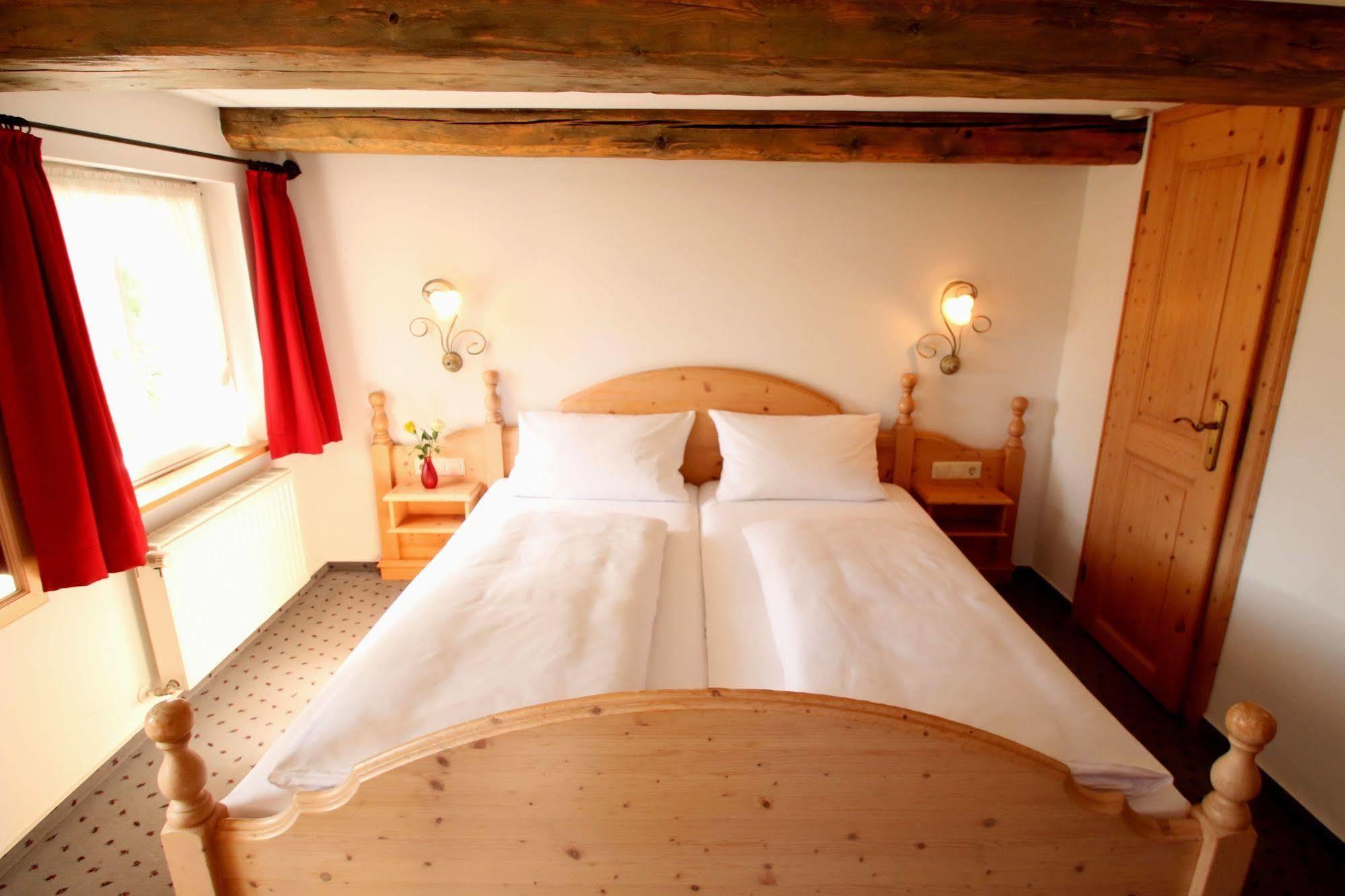 Hotel Landgasthof Adler Altenrond Exterior foto